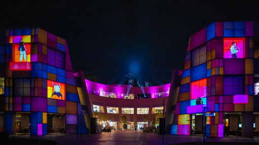 Dancing with Light projection mapping at the Esplanade Courtyard